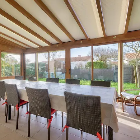 Maison Pour 8 - 5min De La - Jardin & Veranda Holiday home